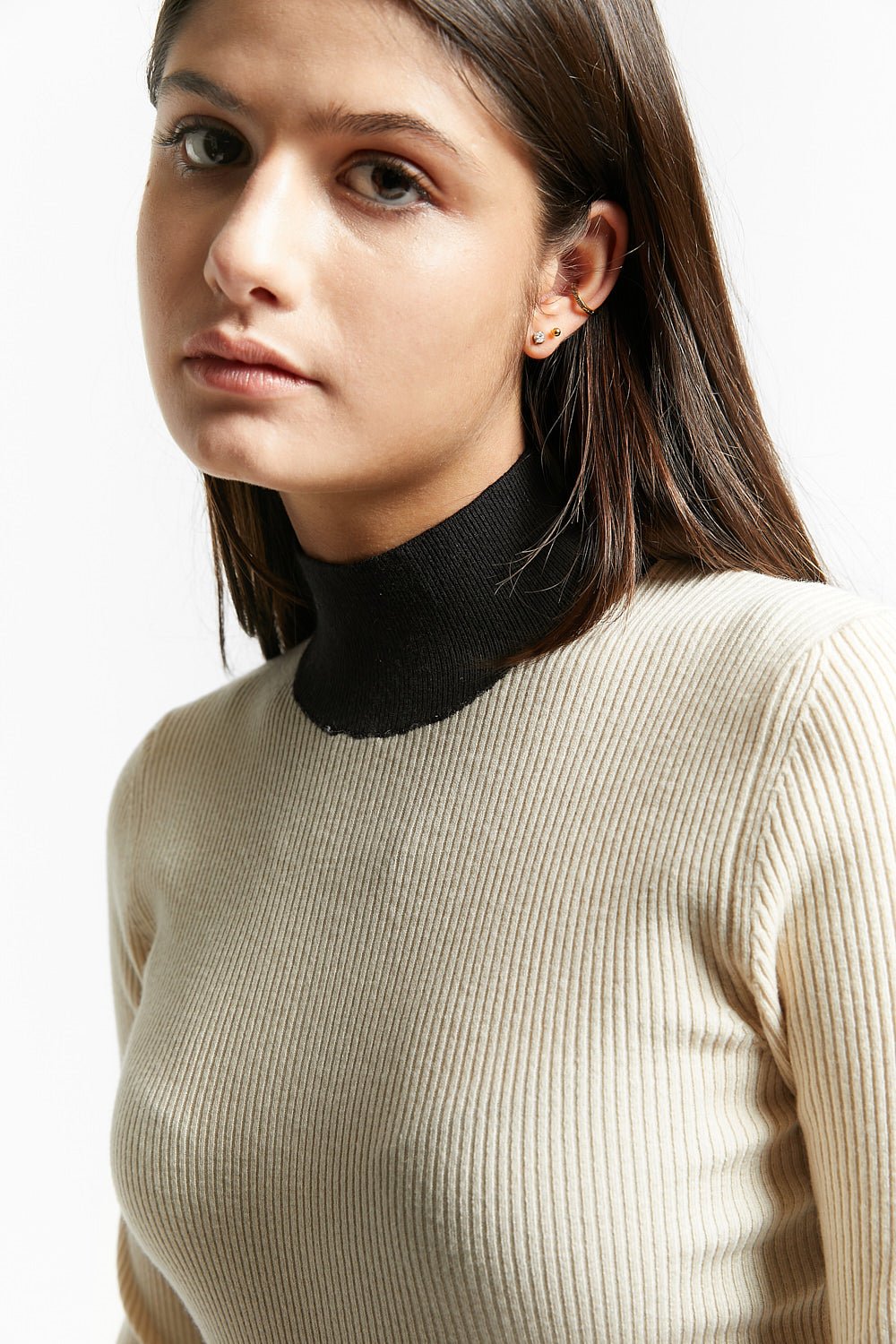 Fine Ribbed Knit Turtleneck - Off White - Posh New York