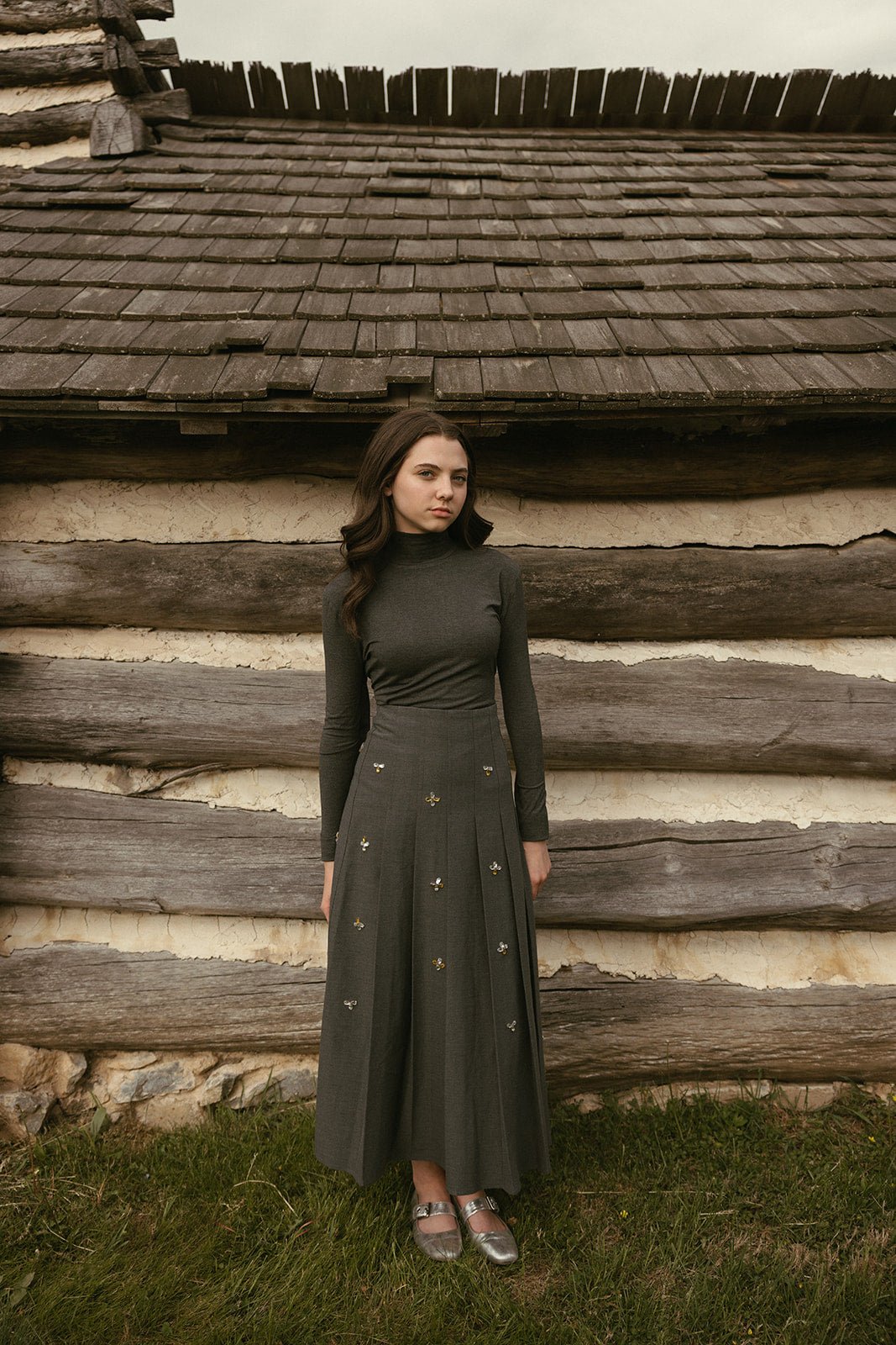 Grey Pleated Skirt with Jewels - Grey - Posh New York